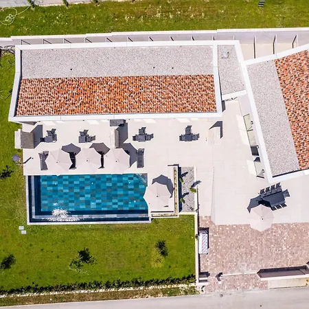 Villa Andrea *